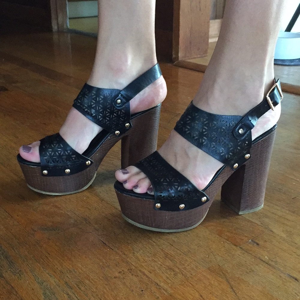 Wood Heeled Platform Sandal